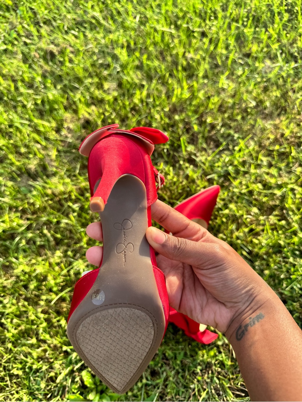 Jessica Simpson red bow point-toe heels - Picture 5 of 6